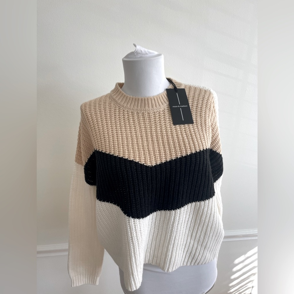 Oversized Sweater Moon & Madison Color Block NWT